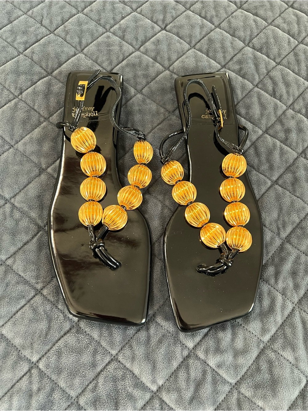 Jeffrey Campbell Yucatan Bead Sandals Women’s Size 9 Flats Square Toe Gold